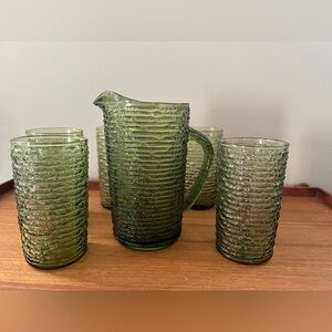 Anchor Hocking Soreno Avacado Green Textured Glass Pitcher Set